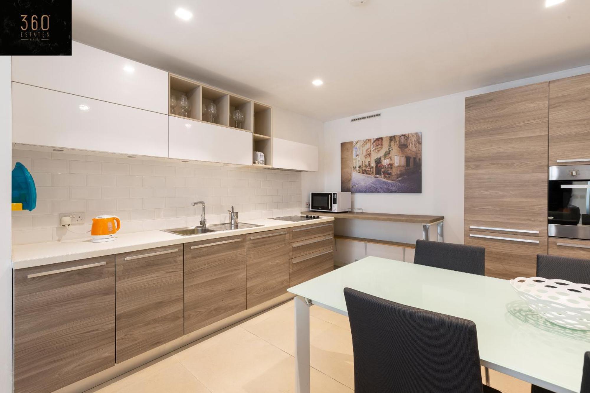 4Br Home In Prime Location Just Off The Promenade By 360 Estates สลีมา ภายนอก รูปภาพ